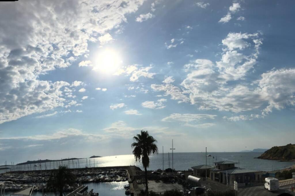 T2 Magnifique Vue Mer Panoramique Six-Fours-les-Plages Exterior photo